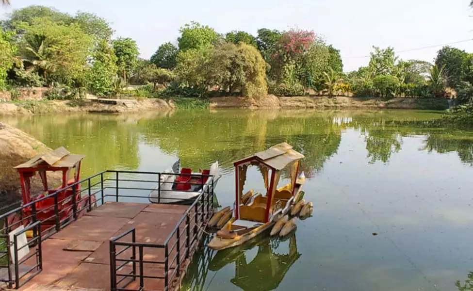 Resort and Spa at Greenwoods Lake Near Ahmedabad For One Day Picnic
