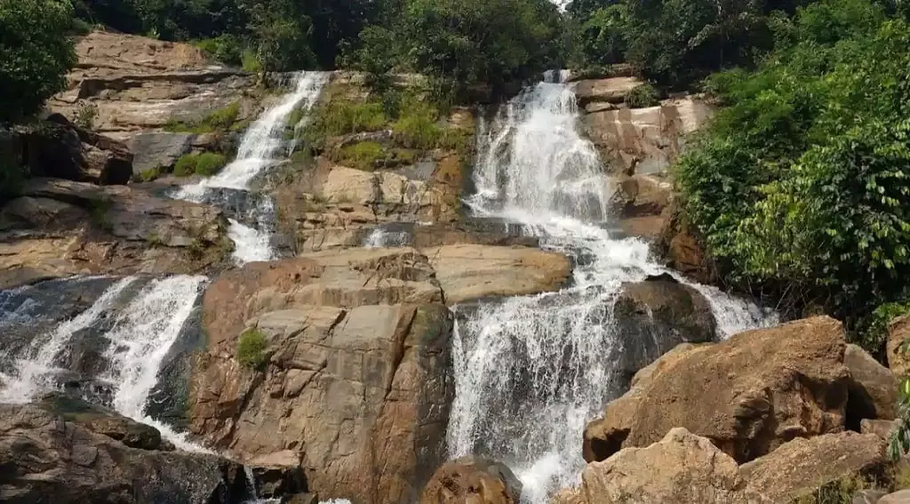 Bamni Falls Ajodhya Pahar Tourist Spot